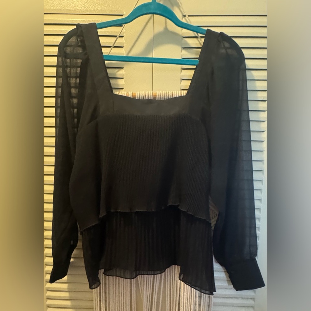 ZARA Pleated Top with Bow Sz Small - Picture 8 of 11